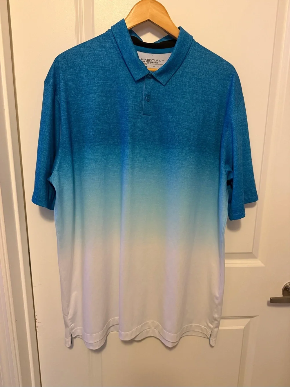 Nike Golf Men’s Blue-to-White Ombre Polo. Like new